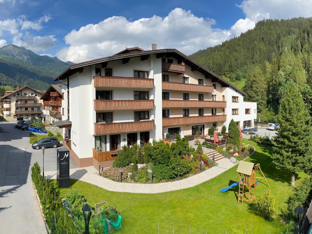"Quality Hosts Arlberg" Hotel Garni Moessmer Sankt Anton am Arlberg Ngoại thất bức ảnh