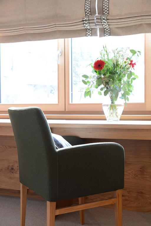 "Quality Hosts Arlberg" Hotel Garni Moessmer Sankt Anton am Arlberg Ngoại thất bức ảnh