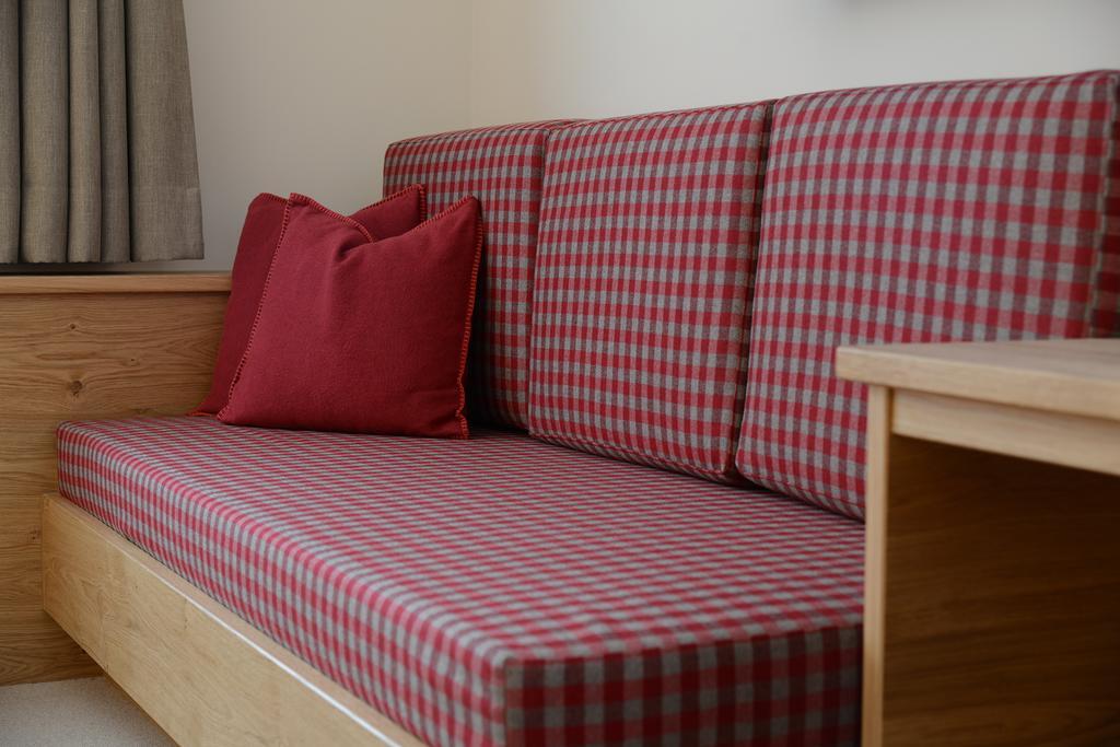 "Quality Hosts Arlberg" Hotel Garni Moessmer Sankt Anton am Arlberg Ngoại thất bức ảnh