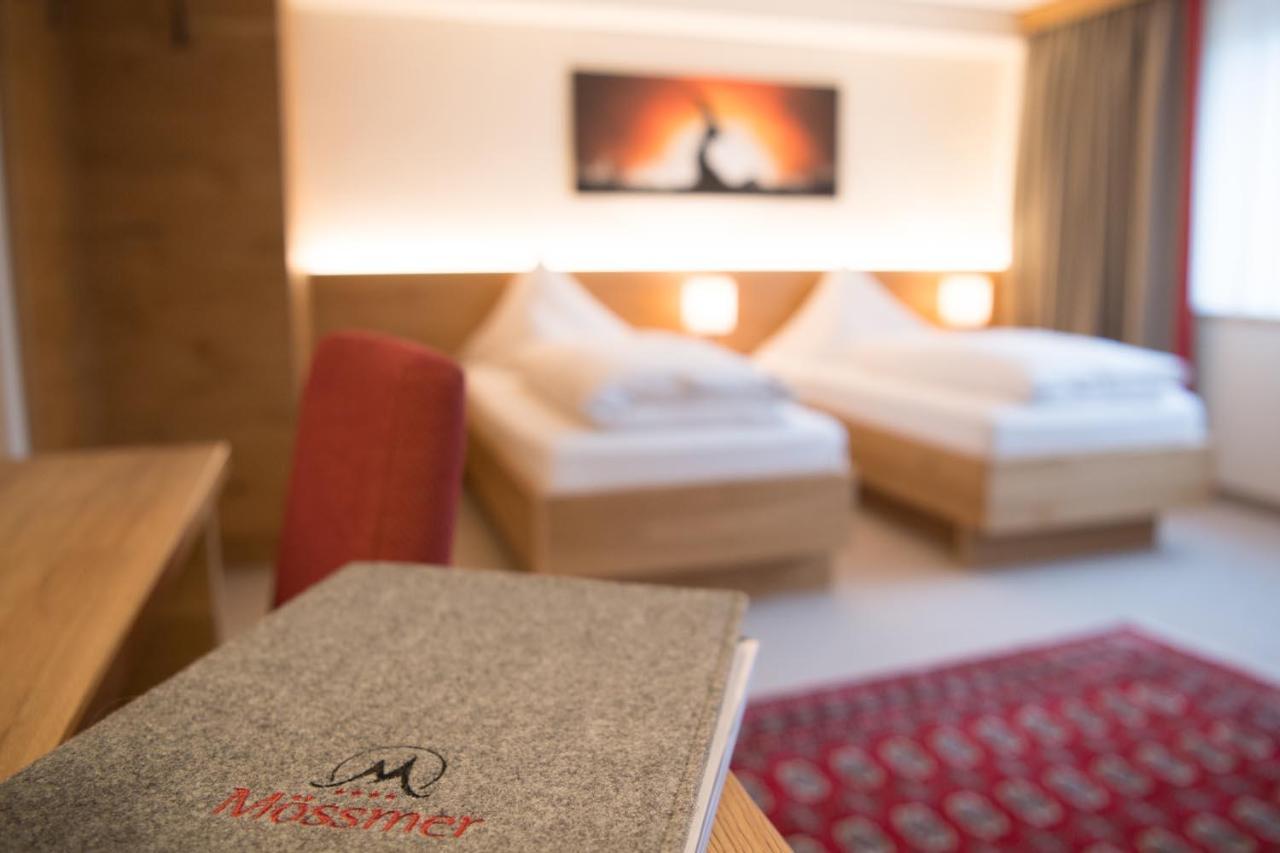 "Quality Hosts Arlberg" Hotel Garni Moessmer Sankt Anton am Arlberg Ngoại thất bức ảnh