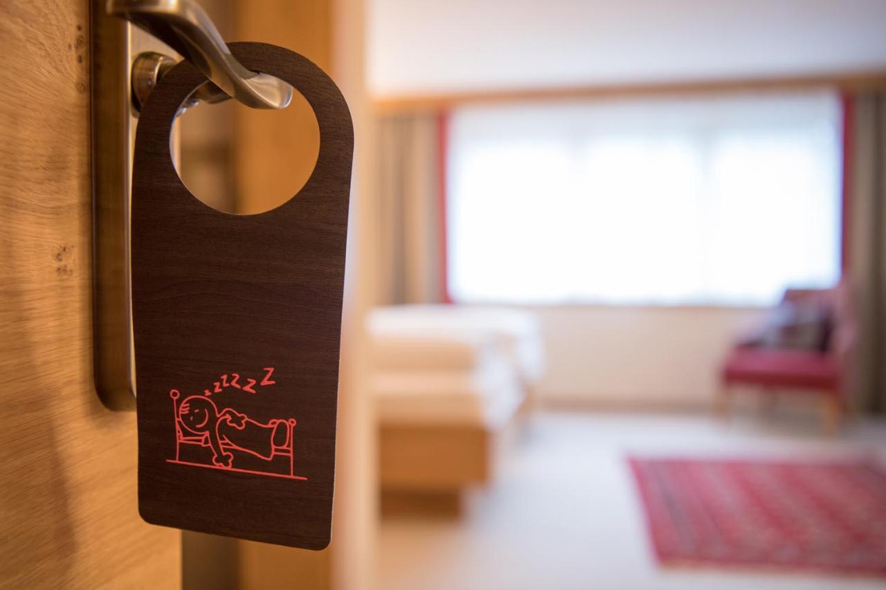 "Quality Hosts Arlberg" Hotel Garni Moessmer Sankt Anton am Arlberg Ngoại thất bức ảnh