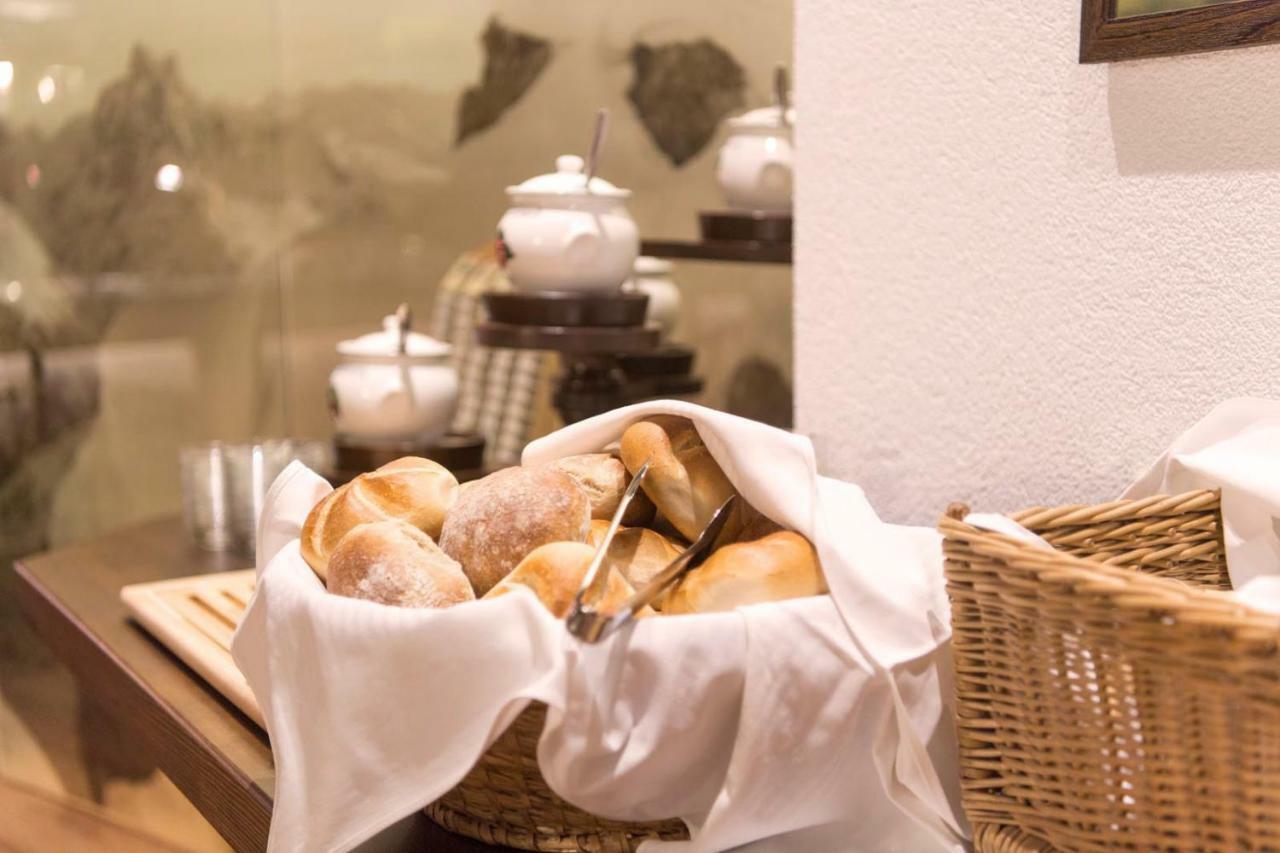 "Quality Hosts Arlberg" Hotel Garni Moessmer Sankt Anton am Arlberg Ngoại thất bức ảnh